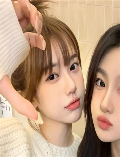 迷你剧技术揭秘：重生八零之女儿帮我挑老公的创作历程与幕后故事 ——深入探索迷你剧的艺术世界